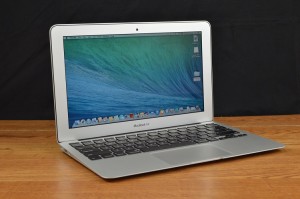 Apple MacBook Air front