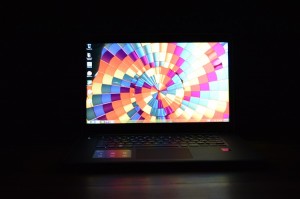 Dell XPS 15 Screen front