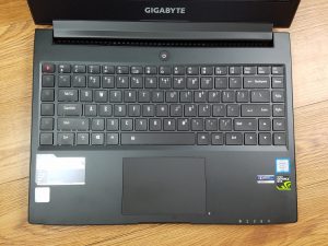 Gigabyte Aero 14 keyboard