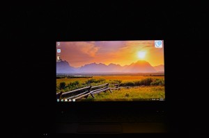 HP Zbook 14 G2 screen front