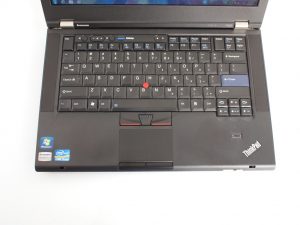 ThinkPad T420 traditional keyboard design